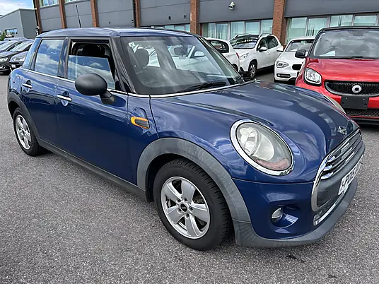 2015 MINI Cooper Automatic