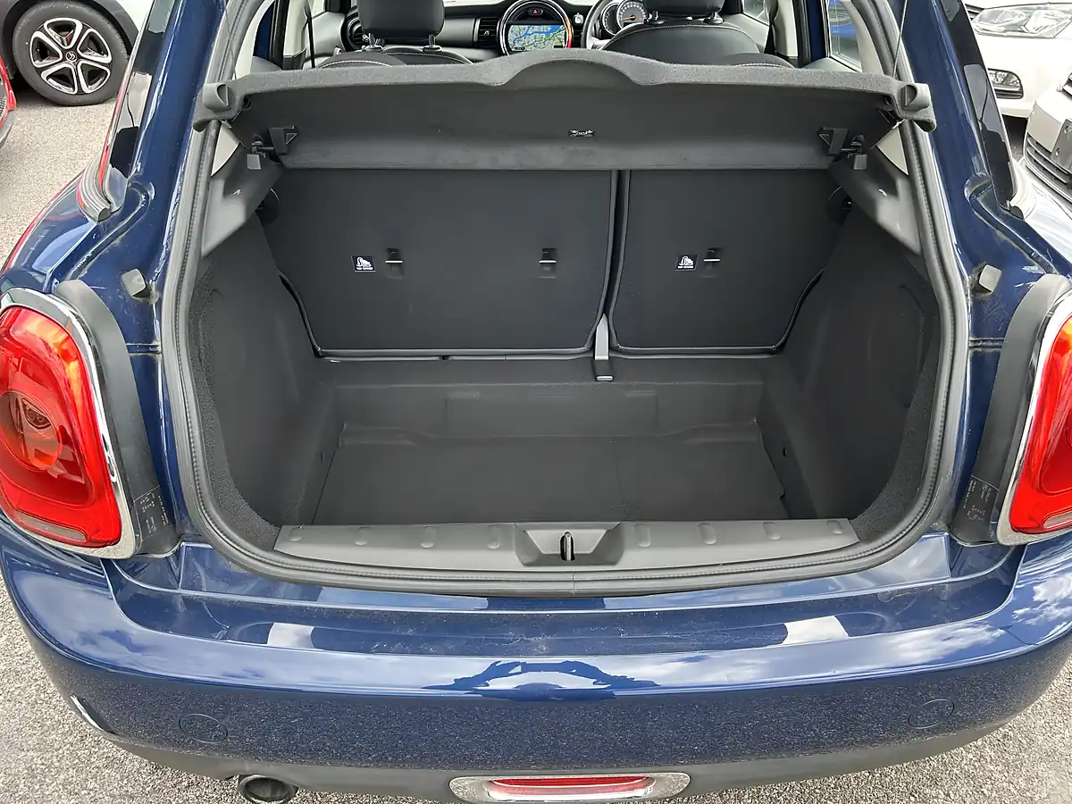 Used 2015 MINI Cooper Blue - Interior and Exterior details 15