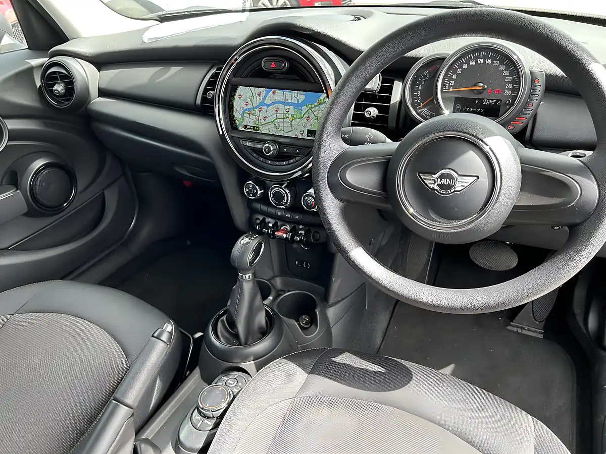 Used 2015 MINI Cooper Blue - Interior and Exterior details 8