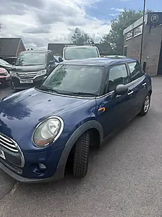 Used 2015 MINI Cooper Blue - Interior and Exterior details 2
