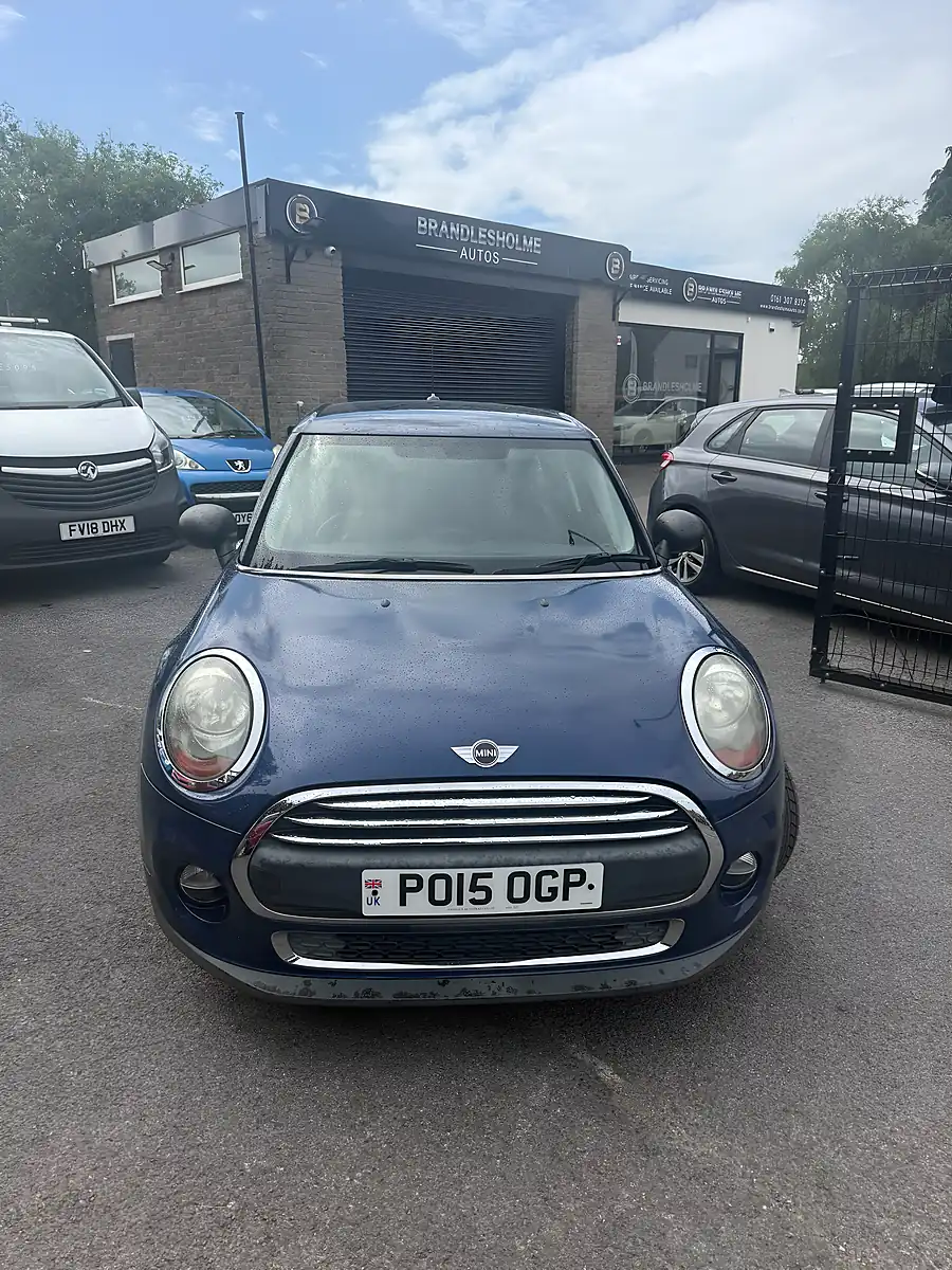 Used 2015 MINI Cooper Blue - Interior and Exterior details 3