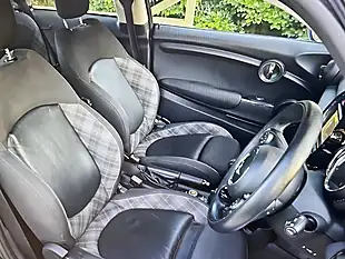 Used 2015 MINI Cooper Chili Ii Pack British Racing Green Metallic - Interior and Exterior details 6