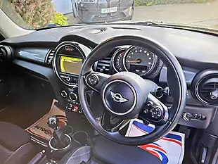 Used 2015 MINI Cooper Chili Ii Pack British Racing Green Metallic - Interior and Exterior details 8