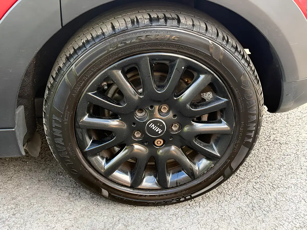 Used 2015 MINI Cooper Chilli Pack Red - Interior and Exterior details 19