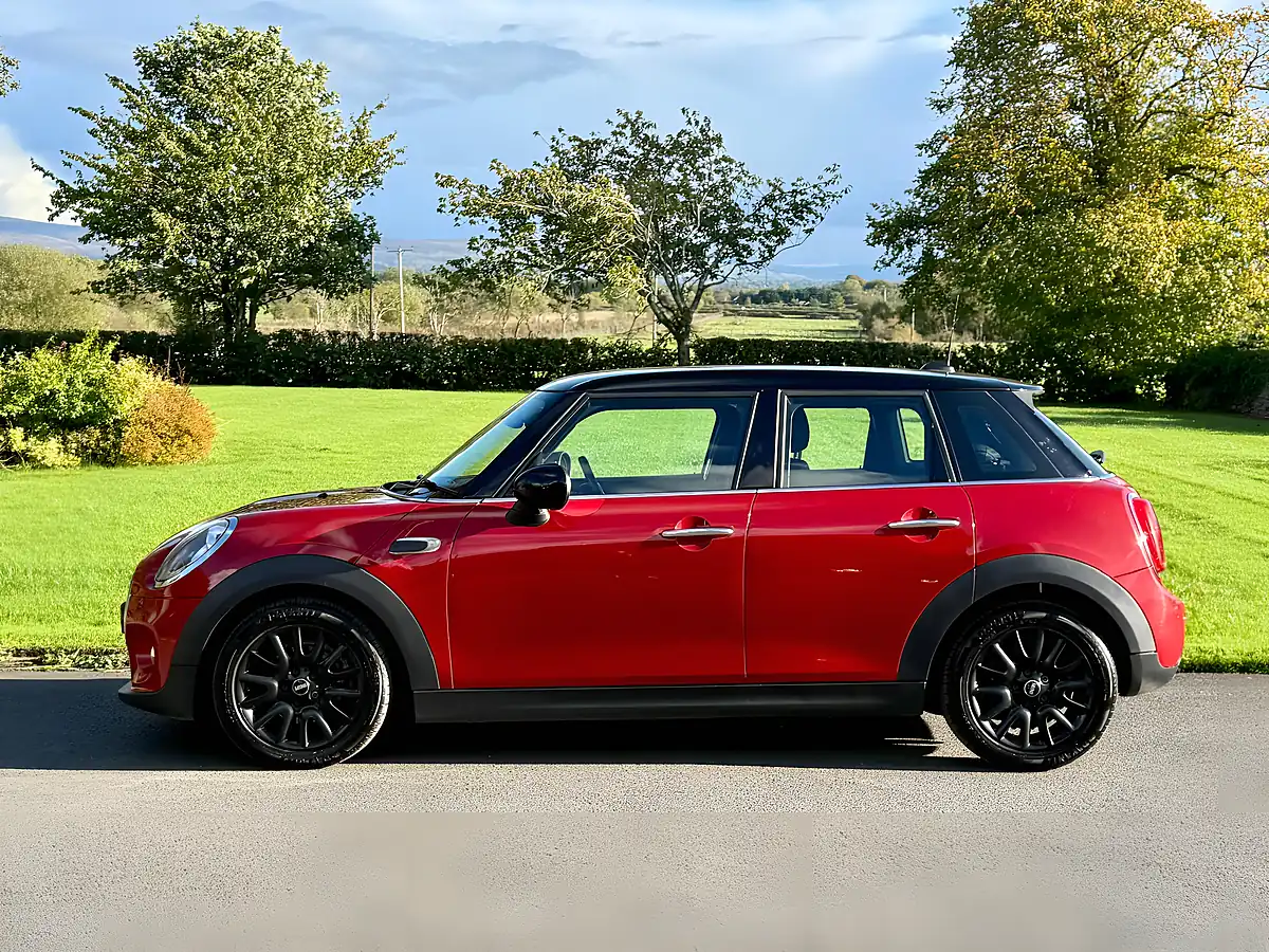 Used 2015 MINI Cooper Chilli Pack Red - Interior and Exterior details 20