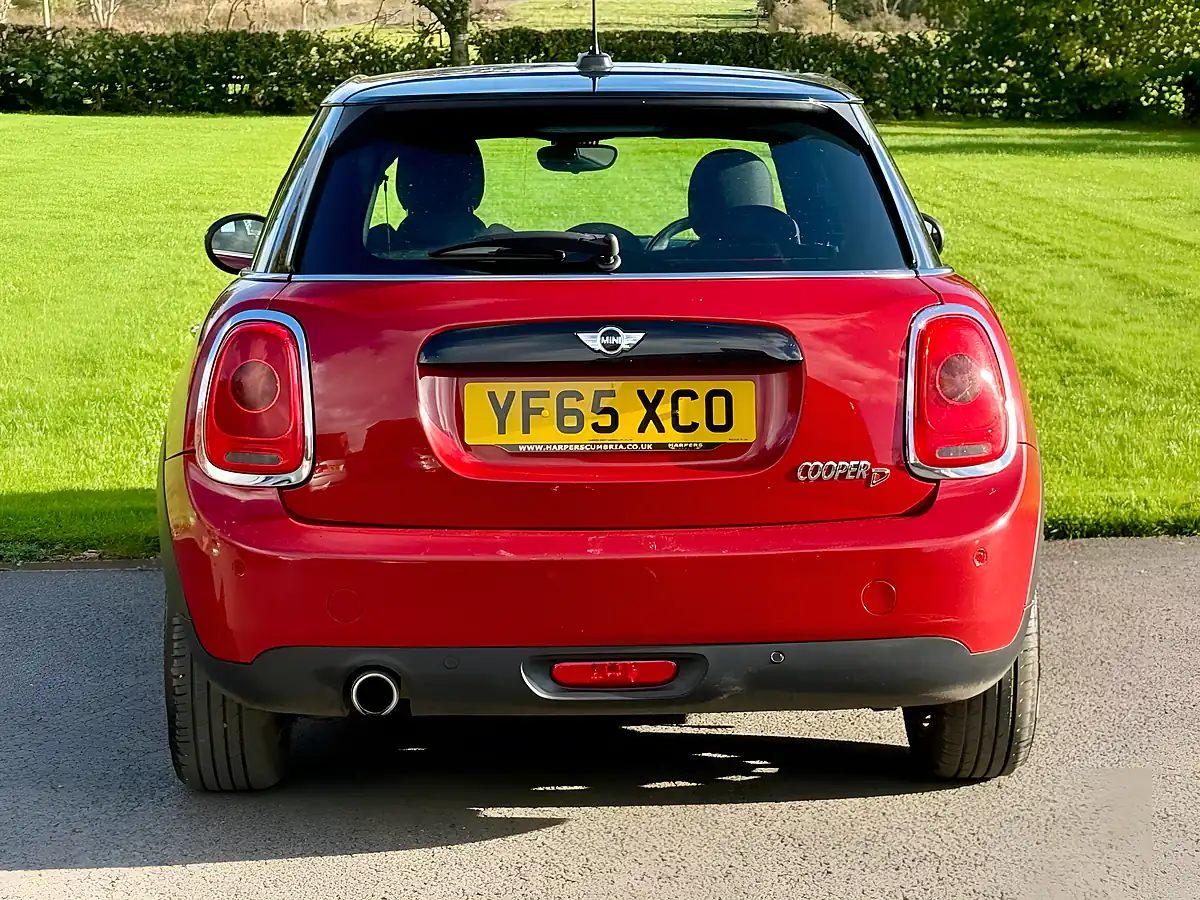 Used 2015 MINI Cooper Chilli Pack Red - Interior and Exterior details 6