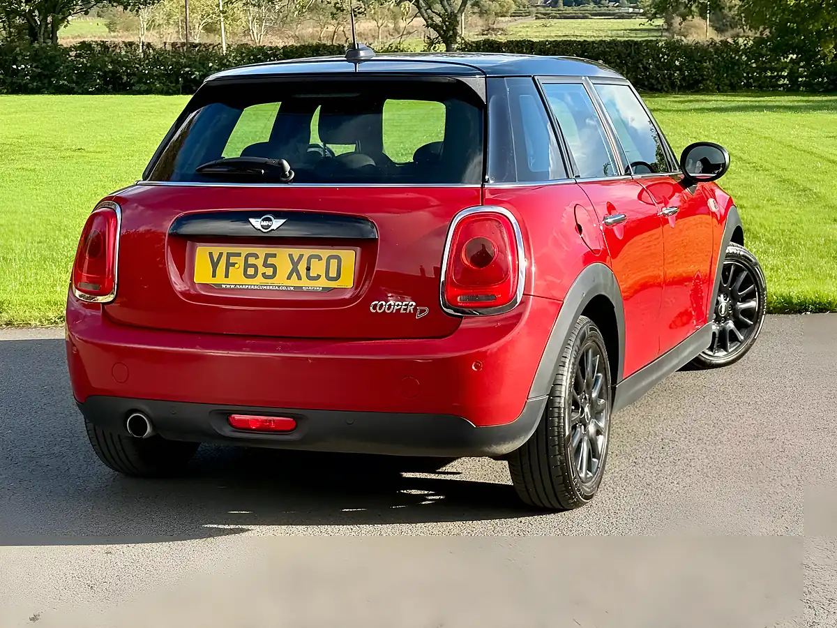 Used 2015 MINI Cooper Chilli Pack Red - Interior and Exterior details 7