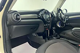 Used 2015 MINI Cooper Hatch White - Interior and Exterior details 12