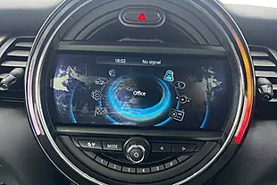 Used 2015 MINI Cooper Hatch White - Interior and Exterior details 19