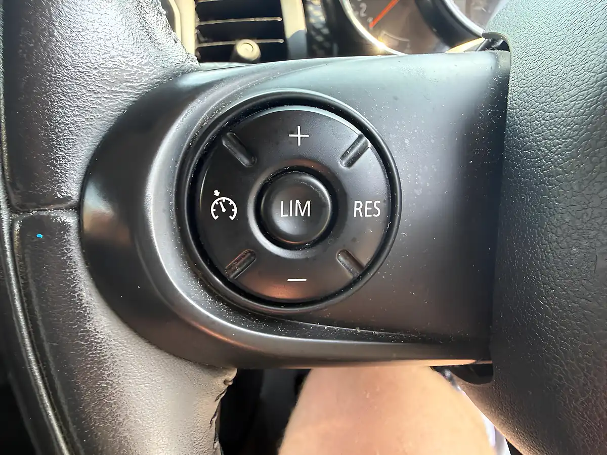 Used 2015 MINI Cooper Hatchback Black - Interior and Exterior details 18