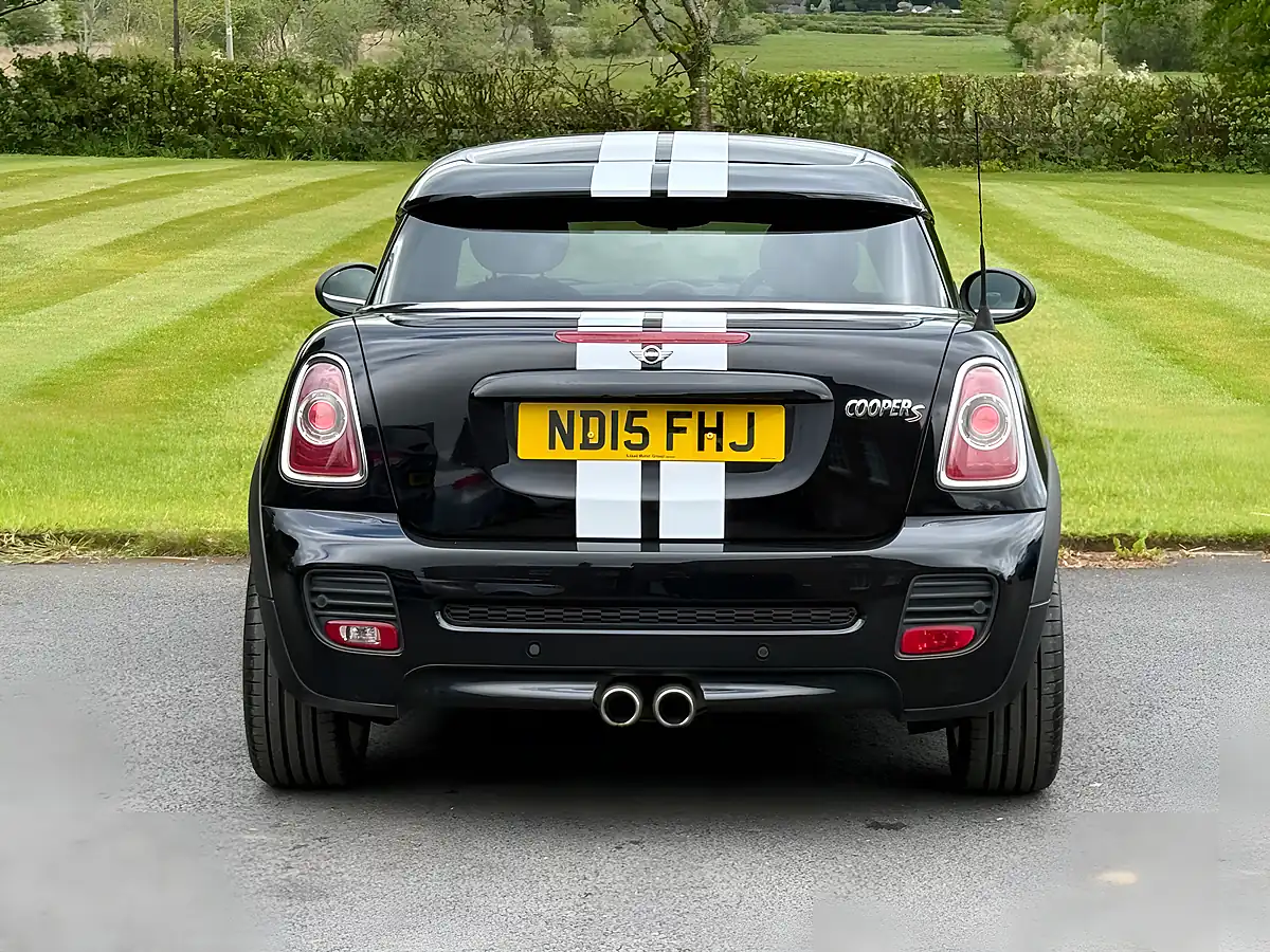 Used 2015 MINI Cooper John Cooper Works Black - Interior and Exterior details 6