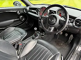 Used 2015 MINI Cooper John Cooper Works Black - Interior and Exterior details 9