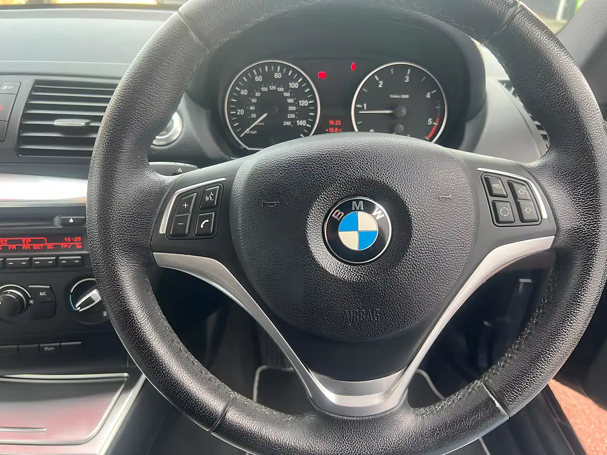 Used 2015 MINI Countryman Business Edition ALL4 Green - Interior and Exterior details 16