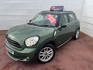 Used 2015 MINI Countryman Business Edition ALL4 Green - Interior and Exterior details 5