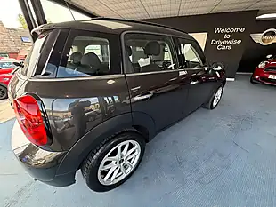 Used 2015 MINI Countryman Business Edition Grey - Interior and Exterior details 10