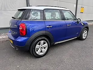Used 2015 MINI Countryman Cooper Blue - Interior and Exterior details 10