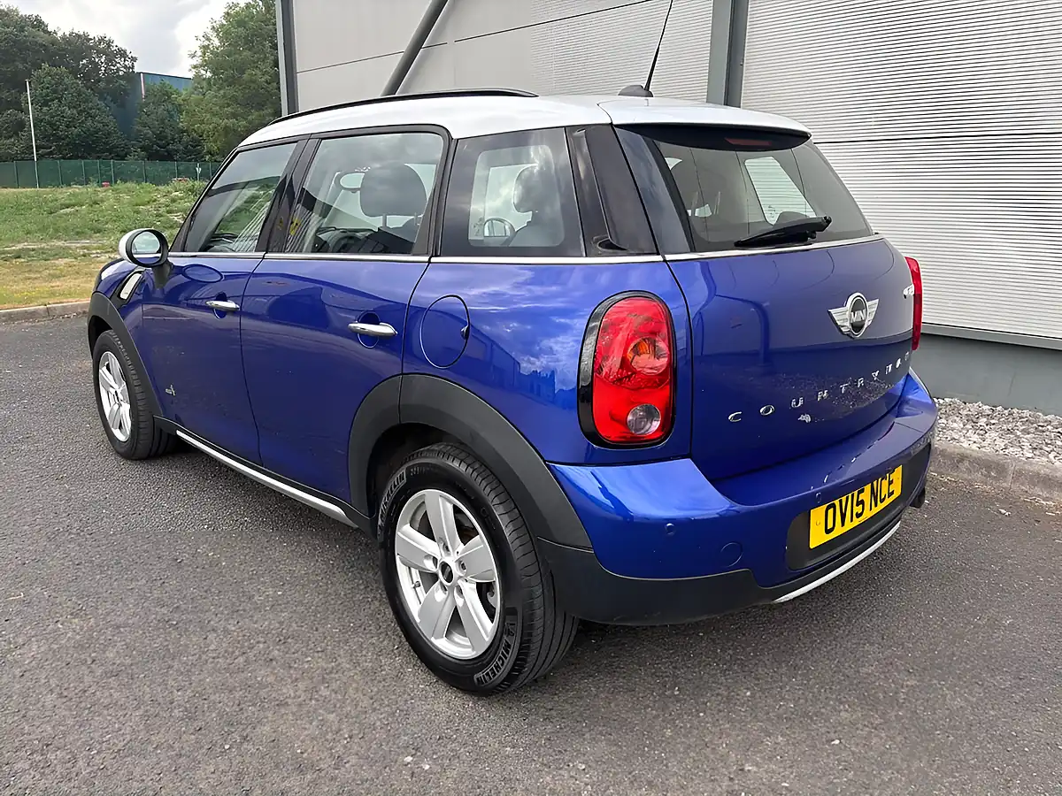 Used 2015 MINI Countryman Cooper Blue - Interior and Exterior details 11