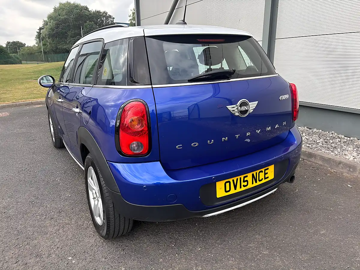 Used 2015 MINI Countryman Cooper Blue - Interior and Exterior details 12