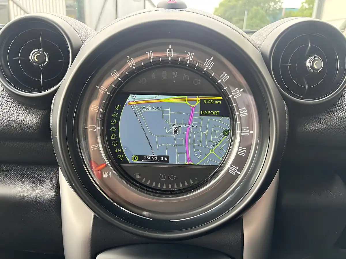 Used 2015 MINI Countryman Cooper Blue - Interior and Exterior details 13