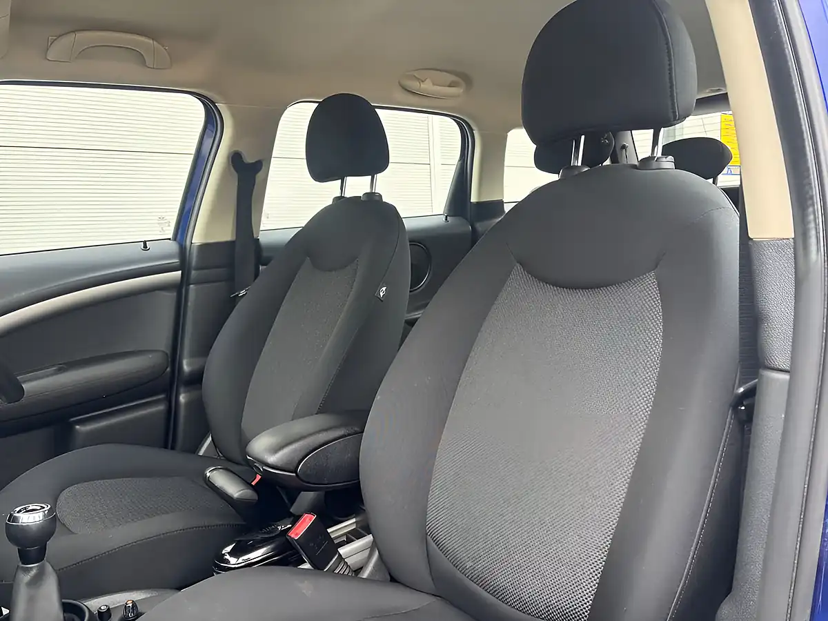 Used 2015 MINI Countryman Cooper Blue - Interior and Exterior details 18