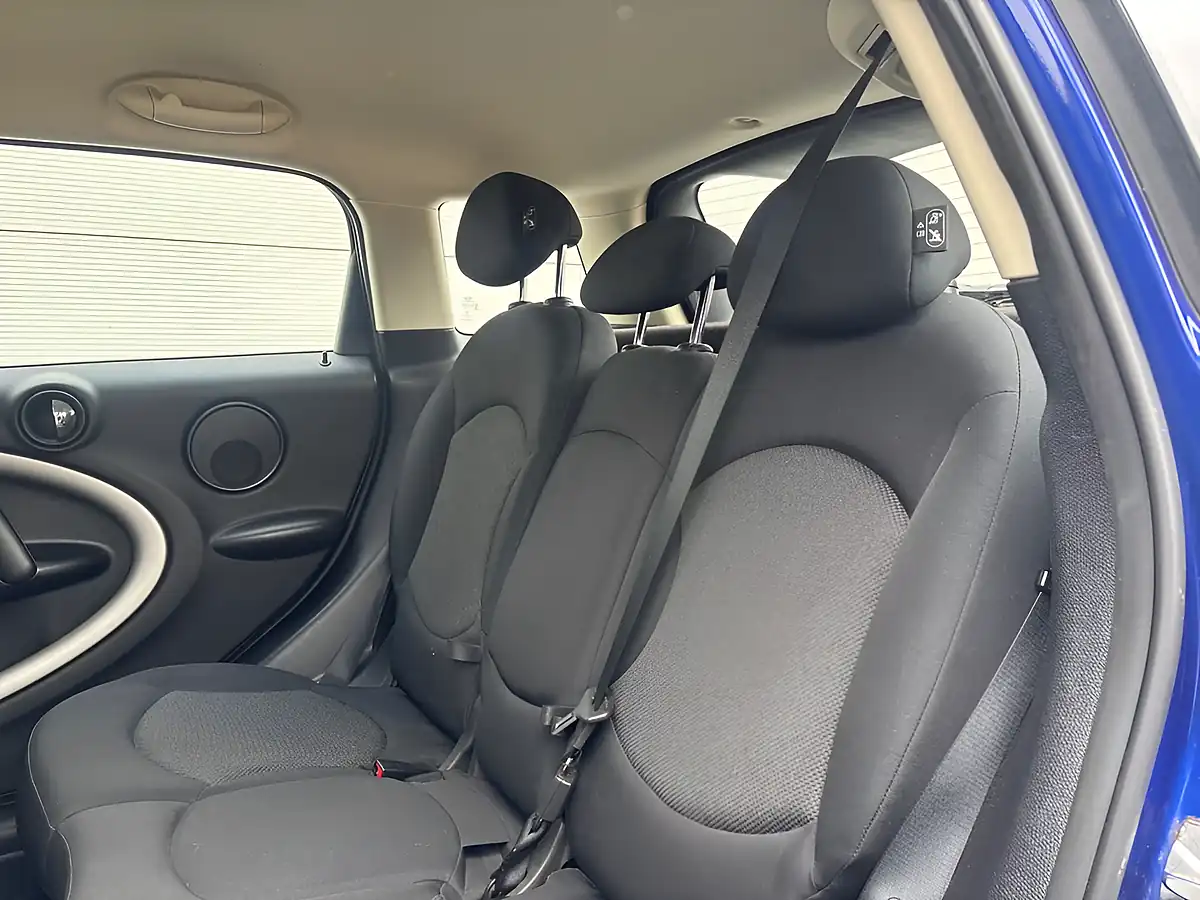 Used 2015 MINI Countryman Cooper Blue - Interior and Exterior details 19