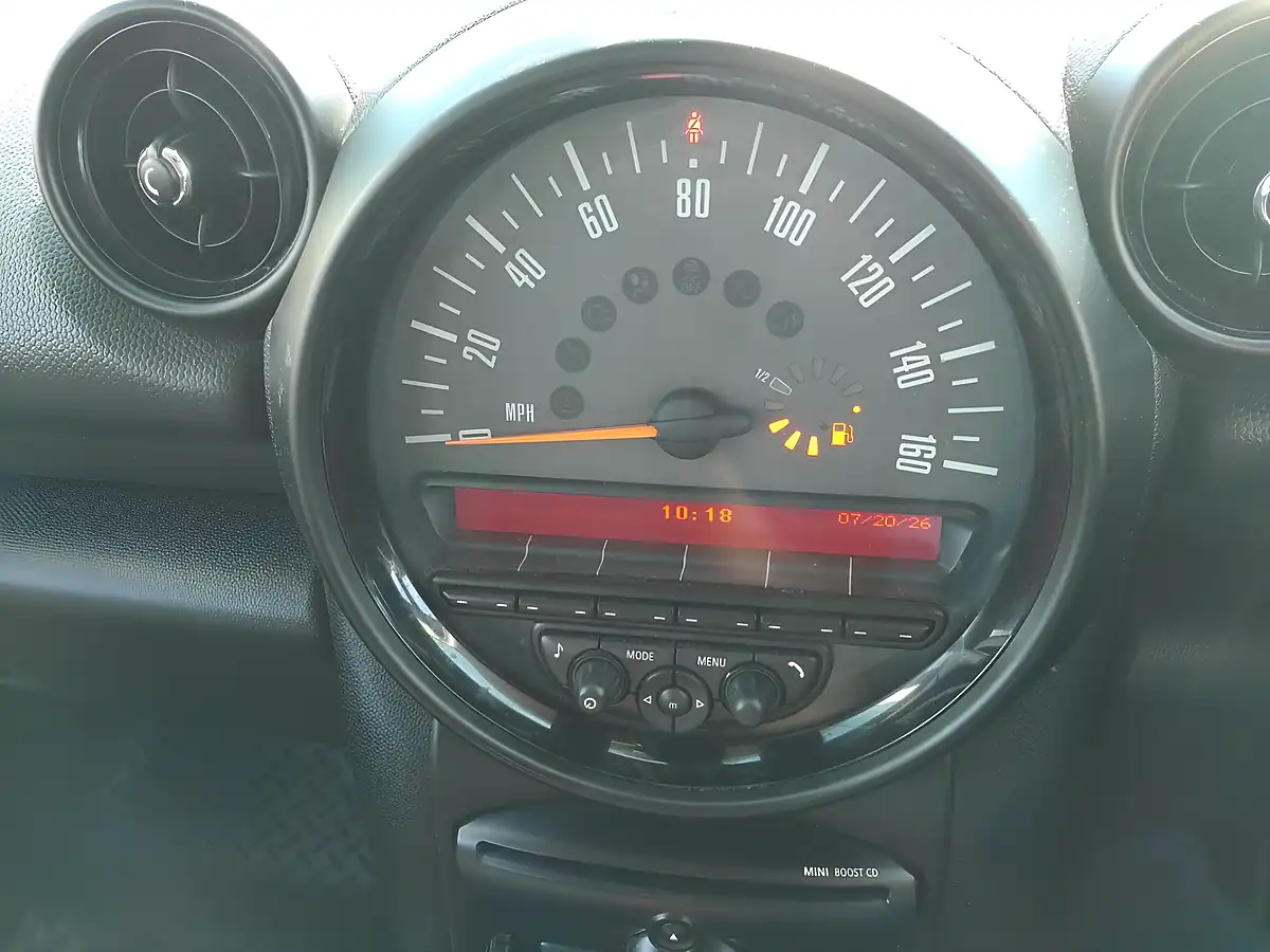 Used 2015 MINI Countryman Cooper Green - Interior and Exterior details 16