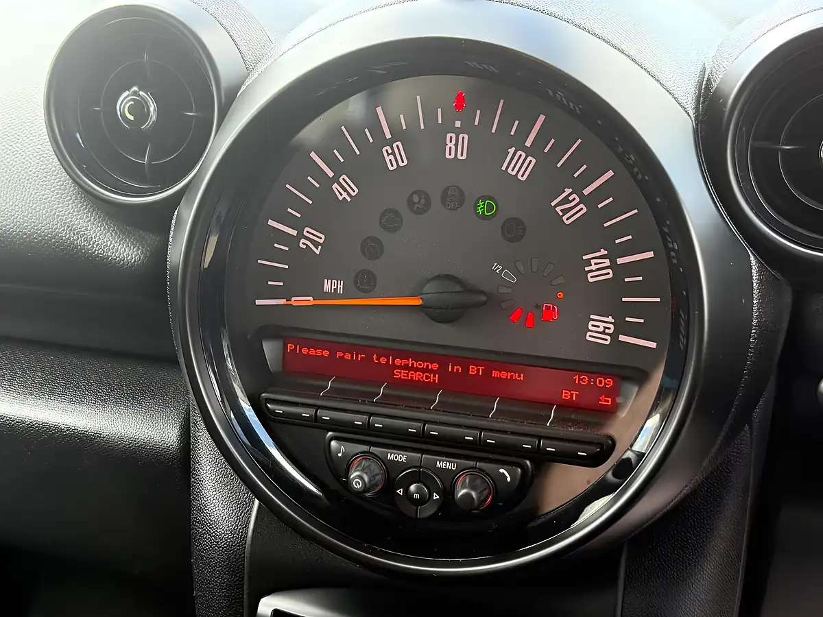 Used 2015 MINI Countryman Cooper Grey - Interior and Exterior details 15