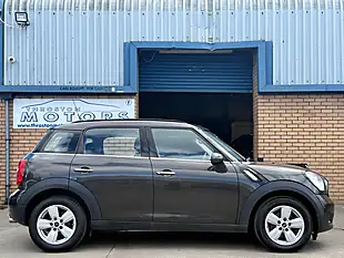 Used 2015 MINI Countryman Cooper Grey - Interior and Exterior details 6