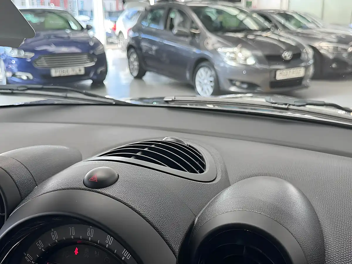 Used 2015 MINI Countryman Cooper Grey - Interior and Exterior details 14