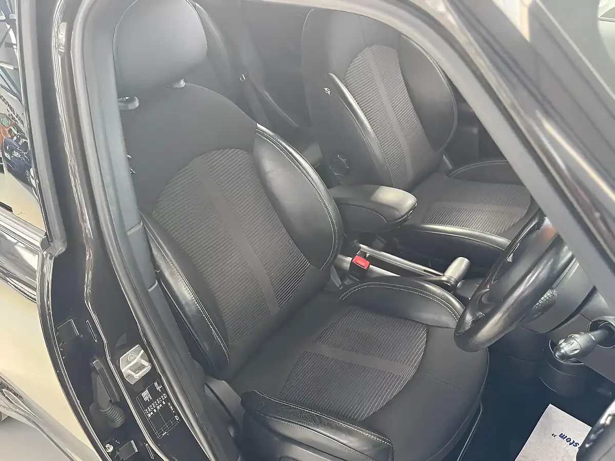 Used 2015 MINI Countryman Cooper Grey - Interior and Exterior details 15