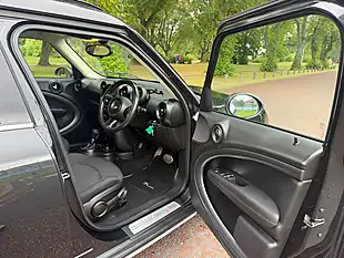 Used 2015 MINI Countryman Cooper S Black - Interior and Exterior details 9