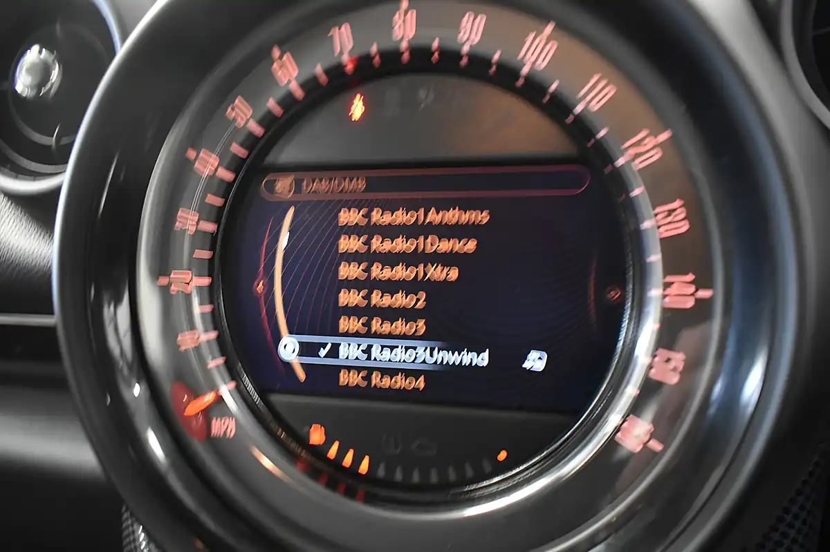 Used 2015 MINI Countryman Cooper S Green - Interior and Exterior details 13