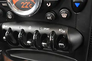 Used 2015 MINI Countryman Cooper S Green - Interior and Exterior details 14