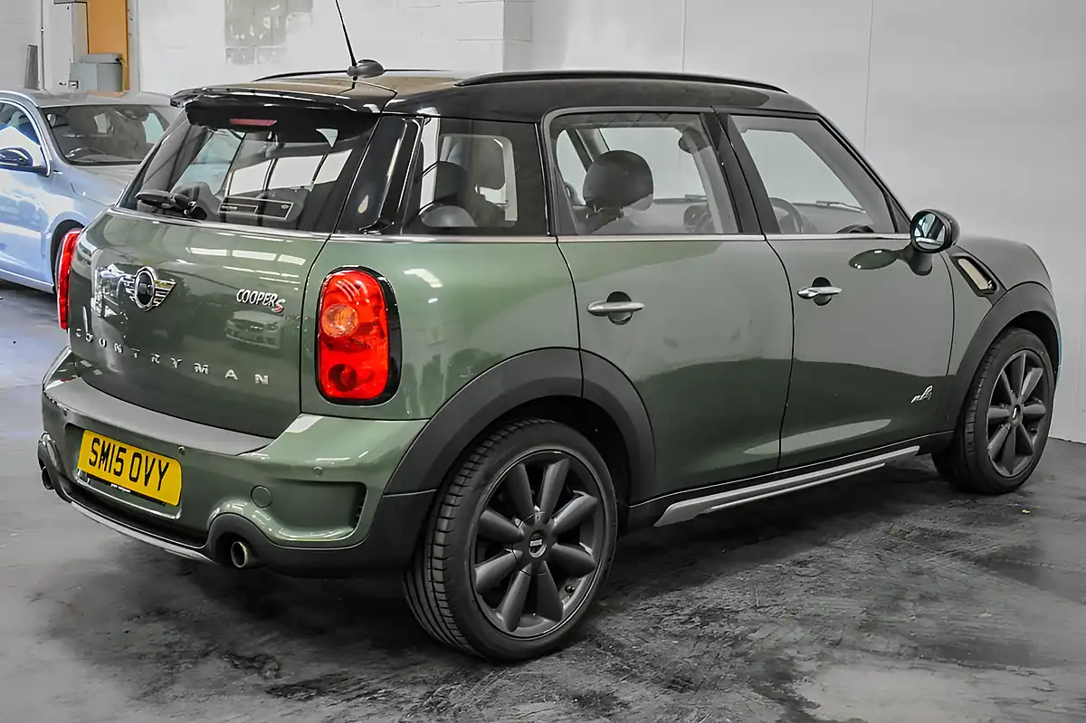 Used 2015 MINI Countryman Cooper S Green - Interior and Exterior details 6