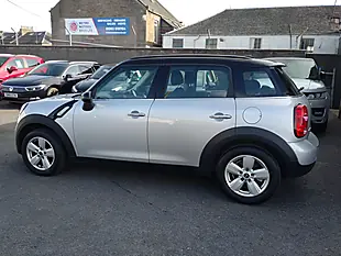 Used 2015 MINI Countryman Cooper Silver - Interior and Exterior details 3