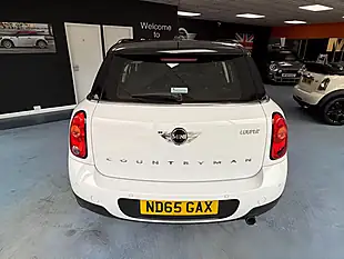 Used 2015 MINI Countryman Cooper White - Interior and Exterior details 8