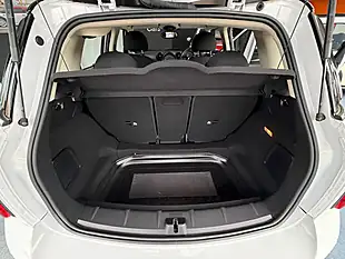 Used 2015 MINI Countryman Cooper White - Interior and Exterior details 9