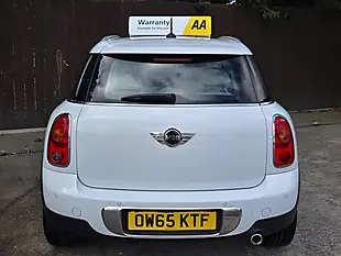 Used 2015 MINI Countryman Cooper White - Interior and Exterior details 6