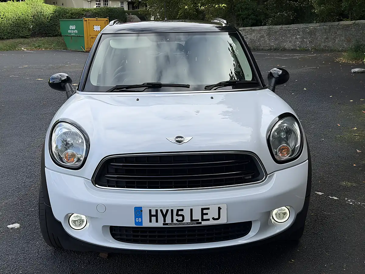 Used 2015 MINI Countryman Cooper White - Interior and Exterior details 4
