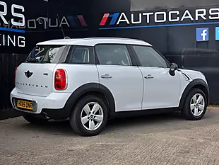 Used 2015 MINI Countryman One White - Interior and Exterior details 4