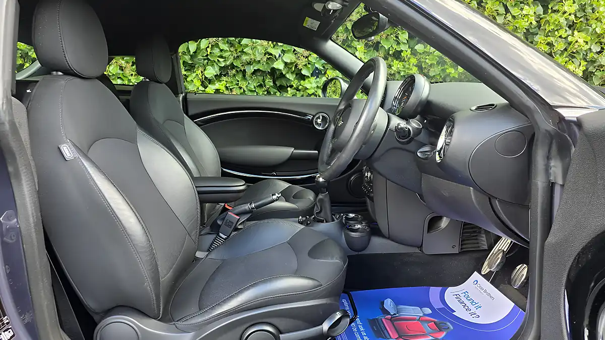 Used 2015 MINI Coupe Cooper S Grey - Interior and Exterior details 9