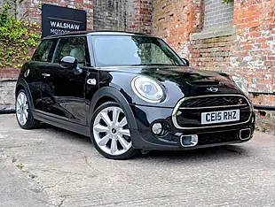 Used 2015 MINI Hatch 3-Door Hatch Black - Interior and Exterior details 20