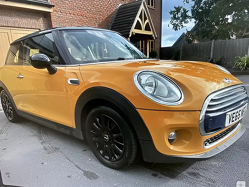 Used 2015 MINI Hatch Chili Ii Pack Volcanic Orange - Interior and Exterior details 2