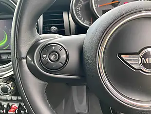 Used 2015 MINI Hatch Cooper Black - Interior and Exterior details 16