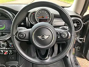 Used 2015 MINI Hatch Cooper Black - Interior and Exterior details 18