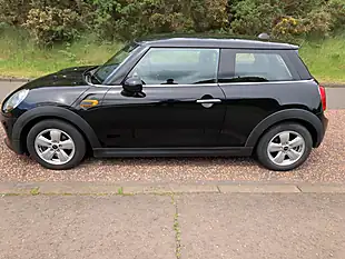 Used 2015 MINI Hatch Cooper Black - Interior and Exterior details 6