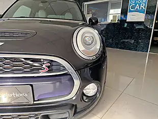 Used 2015 MINI Hatch Cooper Black - Interior and Exterior details 11