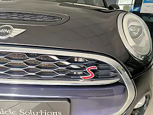 Used 2015 MINI Hatch Cooper Black - Interior and Exterior details 14