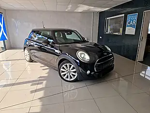 Used 2015 MINI Hatch Cooper Black - Interior and Exterior details 2