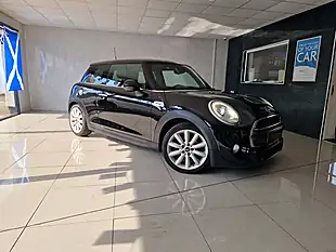 Used 2015 MINI Hatch Cooper Black - Interior and Exterior details 6